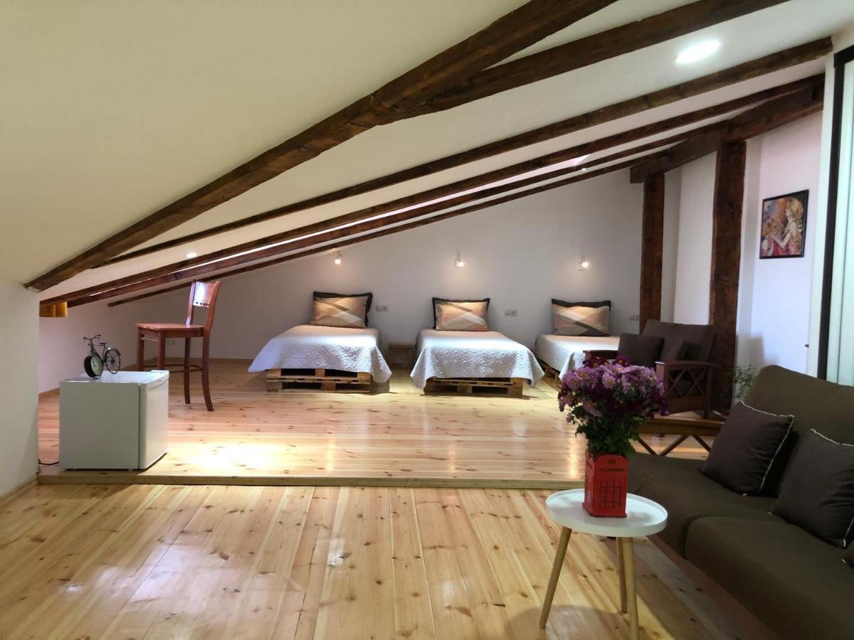 Lika Apartments Тбилиси Экстерьер фото
